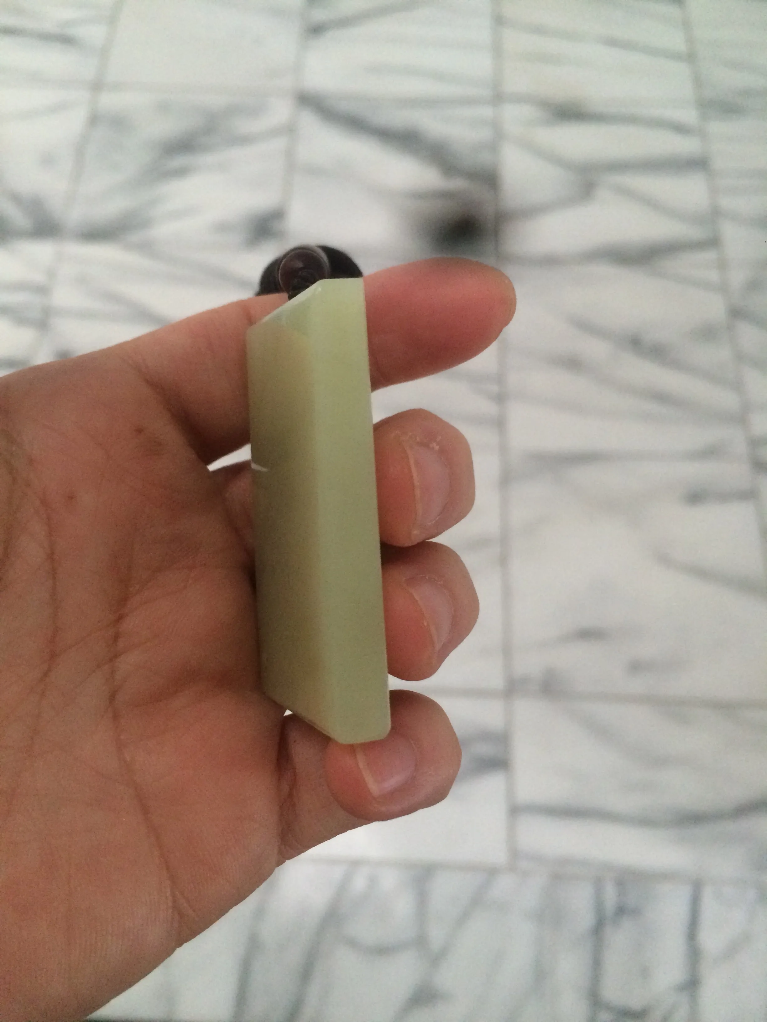 100% natural light yellow/green oily nephrite Hetian jade safe and sound pendant Z10