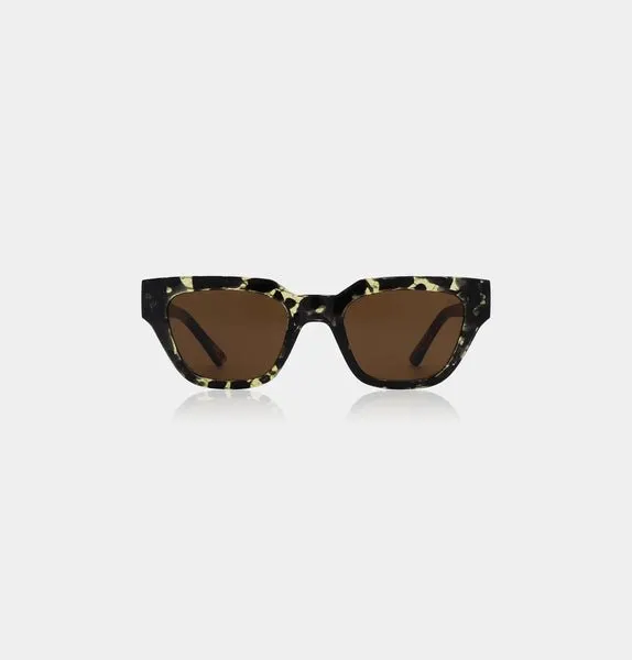 A. Kjrbede sunglasses Kaws Black / Yellow Tortoise