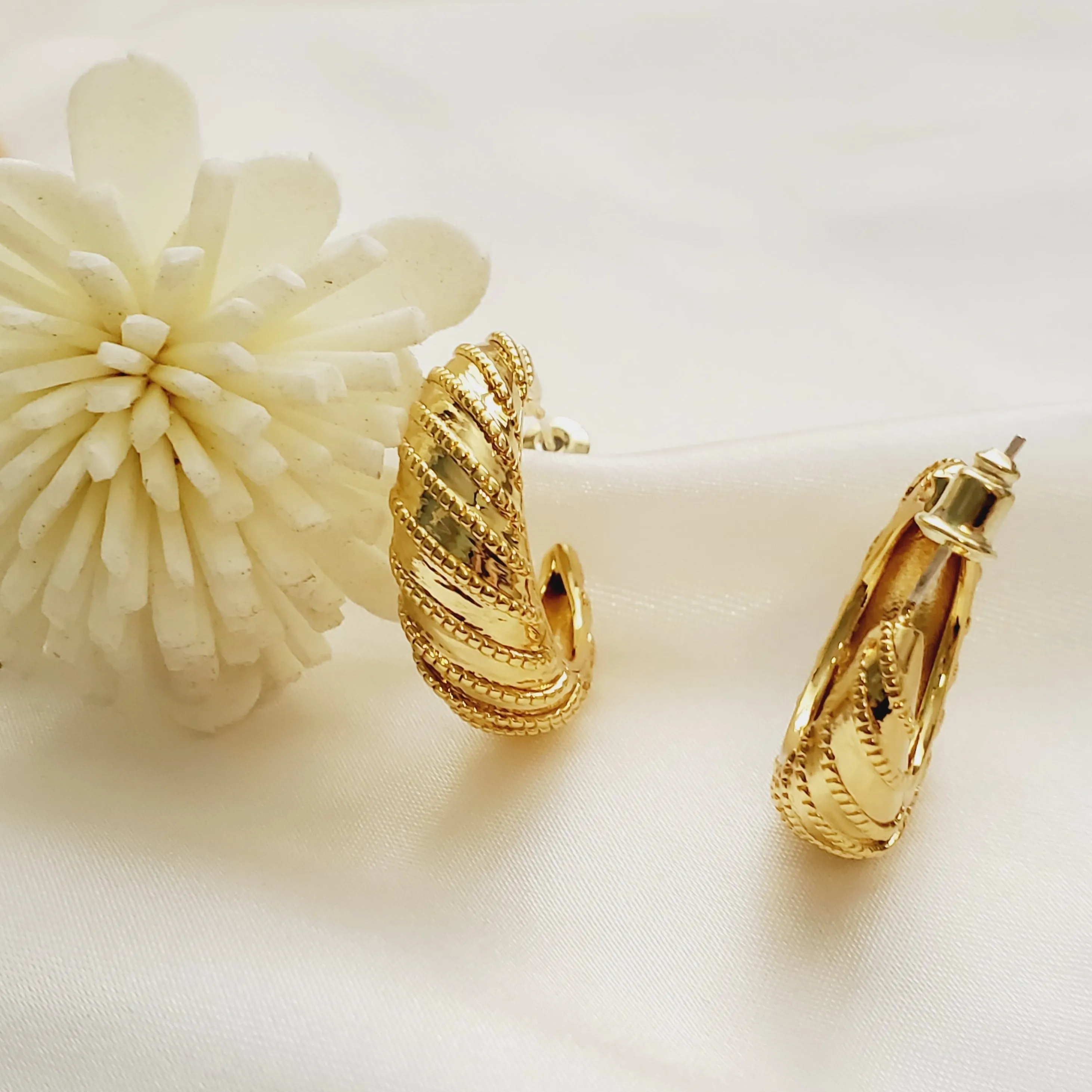 Aimara Earrings