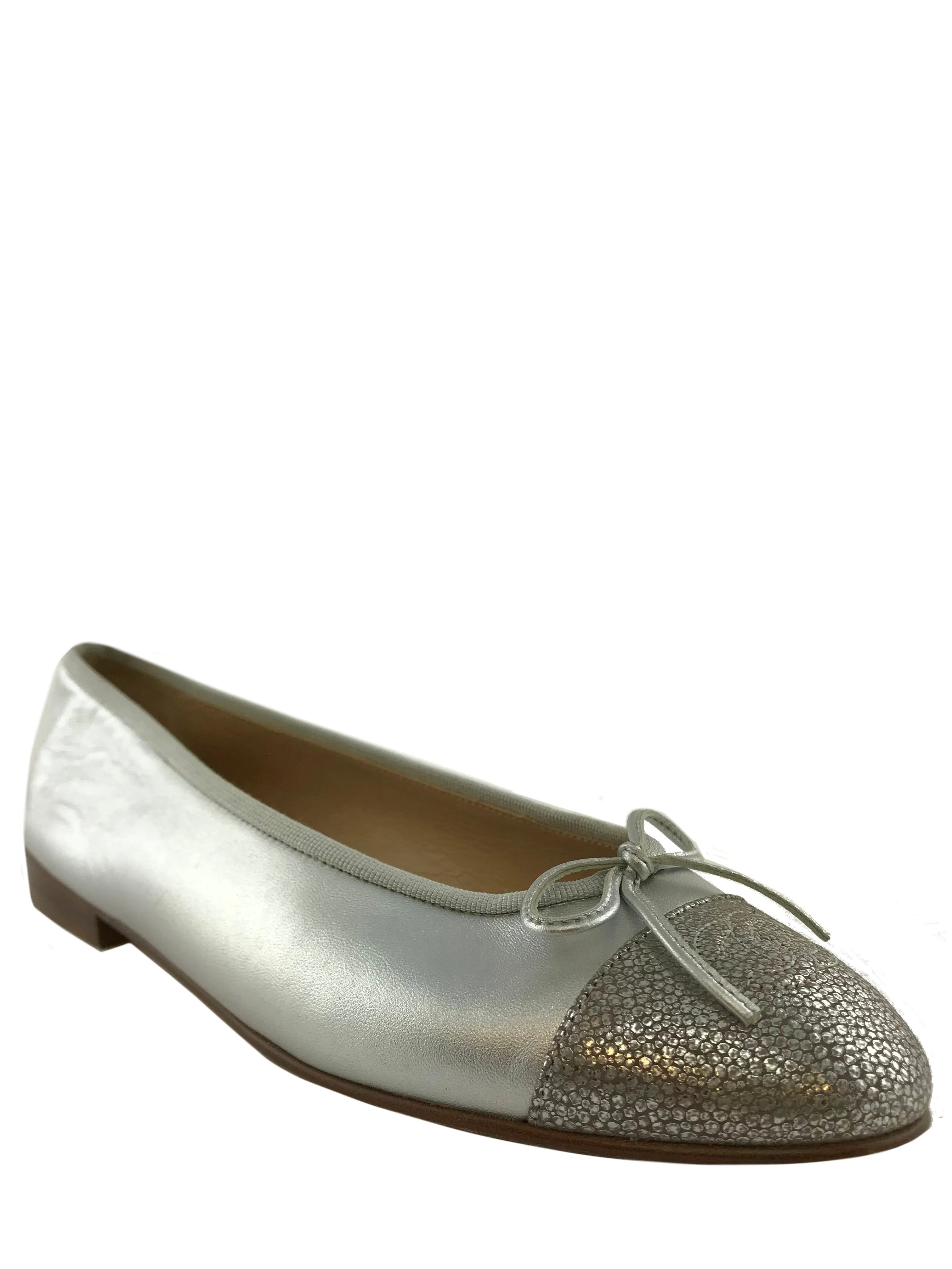 Chanel CC Cap Toe Leather Ballet Flats Size 9