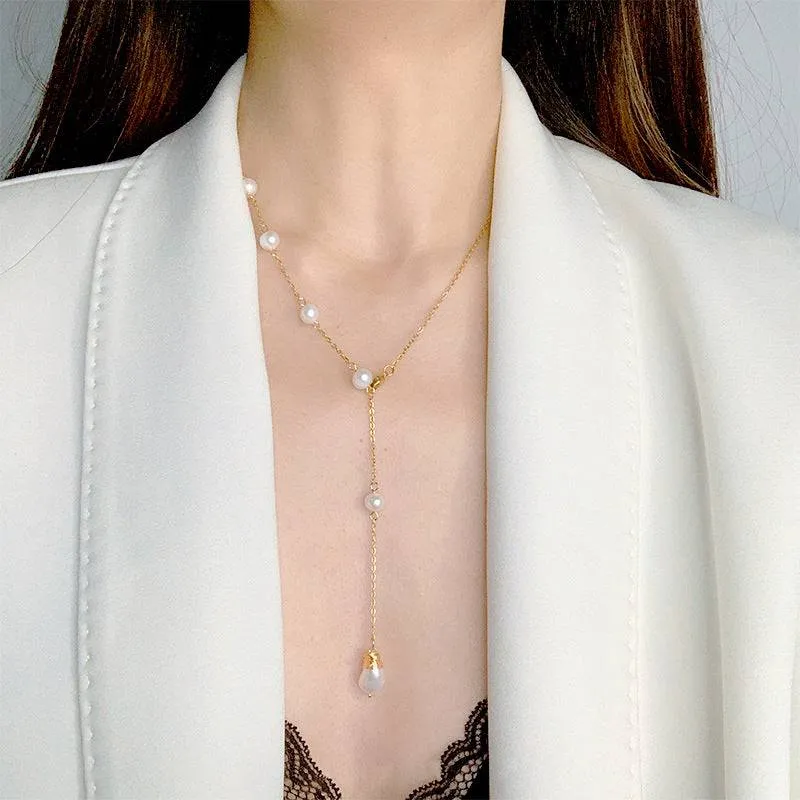 Elle One Side Pearl Long Chain Necklace