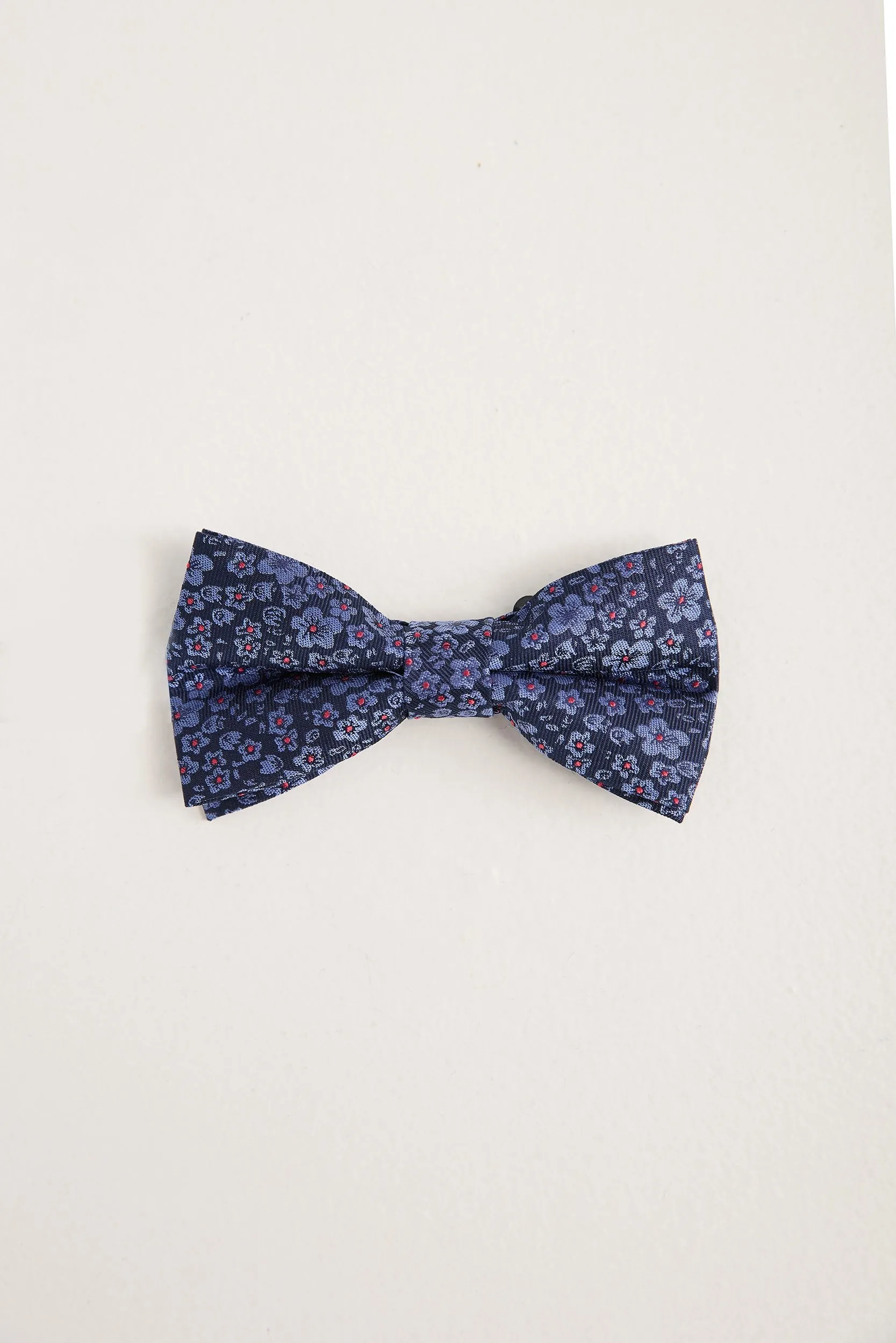 Floral pattern silk bow tie