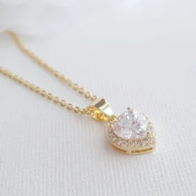 Heart-Shaped Gold Chain Necklace Pendant - Elegant Diana Design