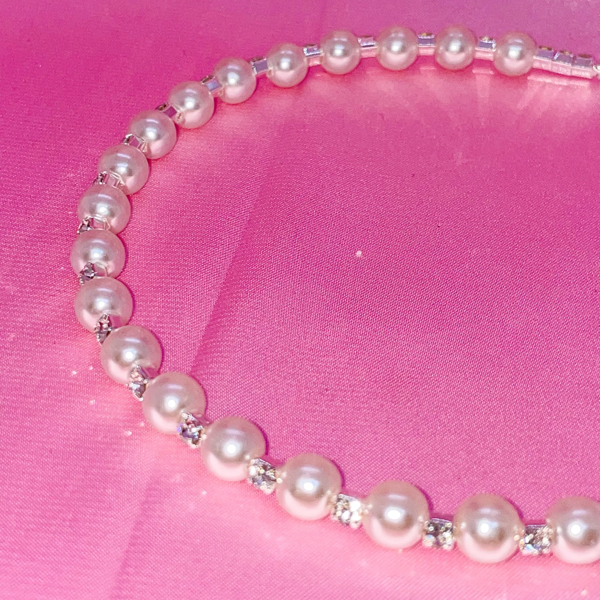 Iced Pearl Choker