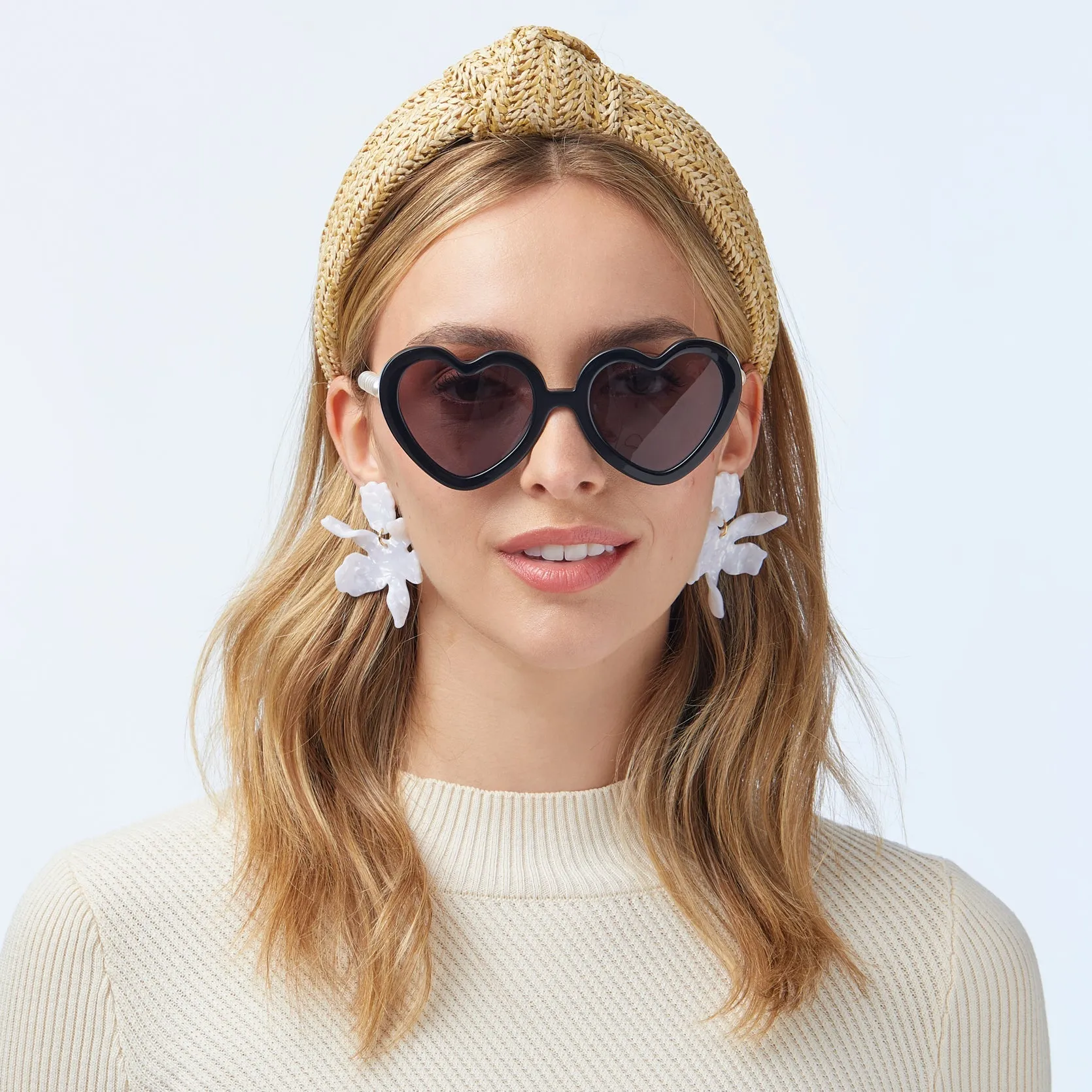 JET PEARL SWEETHEART SUNGLASSES