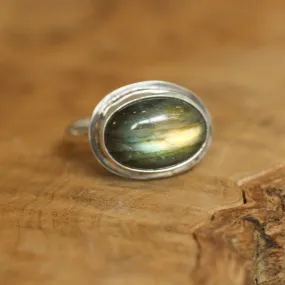 Labradorite Ring - .925 Sterling Silver - East West Oval Ring - Silversmith Ring