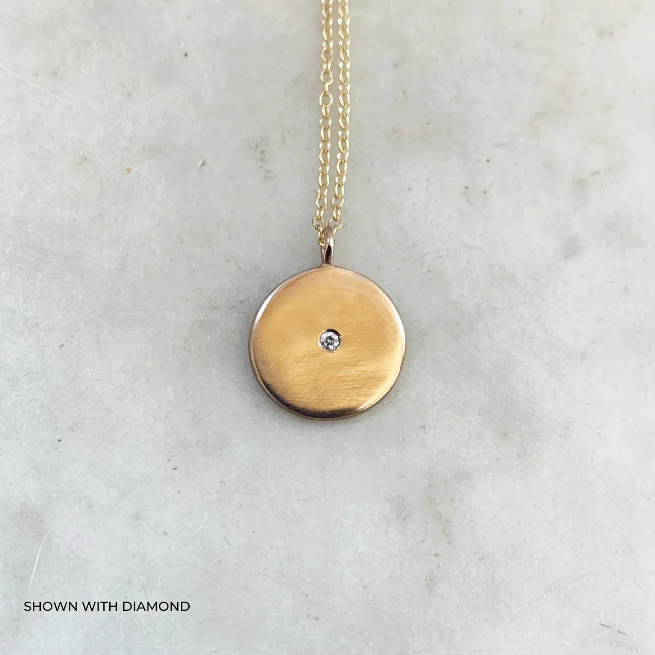 MINIMAL CIRCLE STONE PENDANT