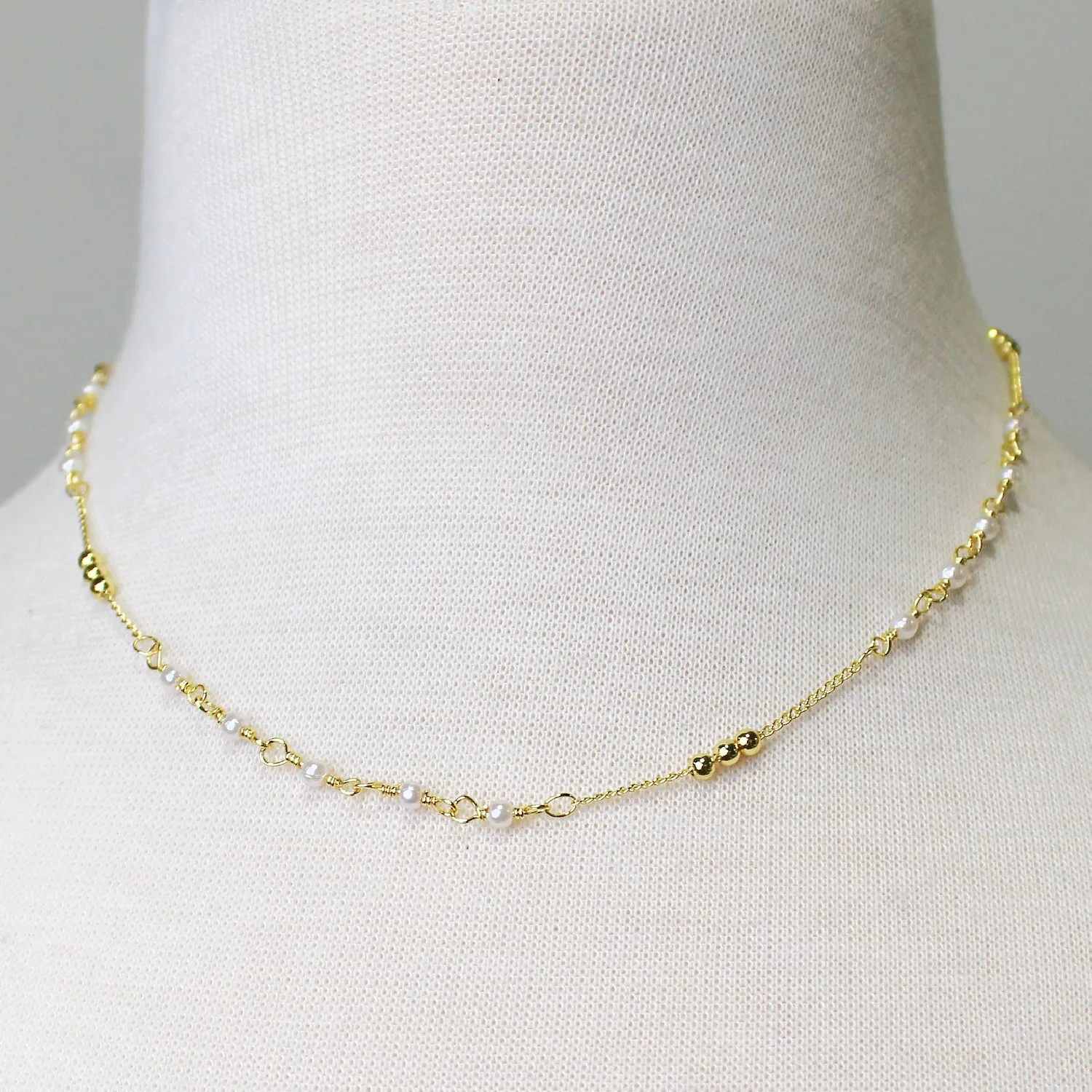 Myra Pearl Choker