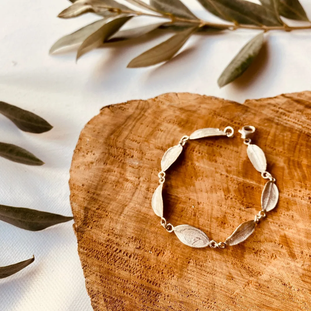 Olive Leaf Linked Bracelet in Sterling Silver