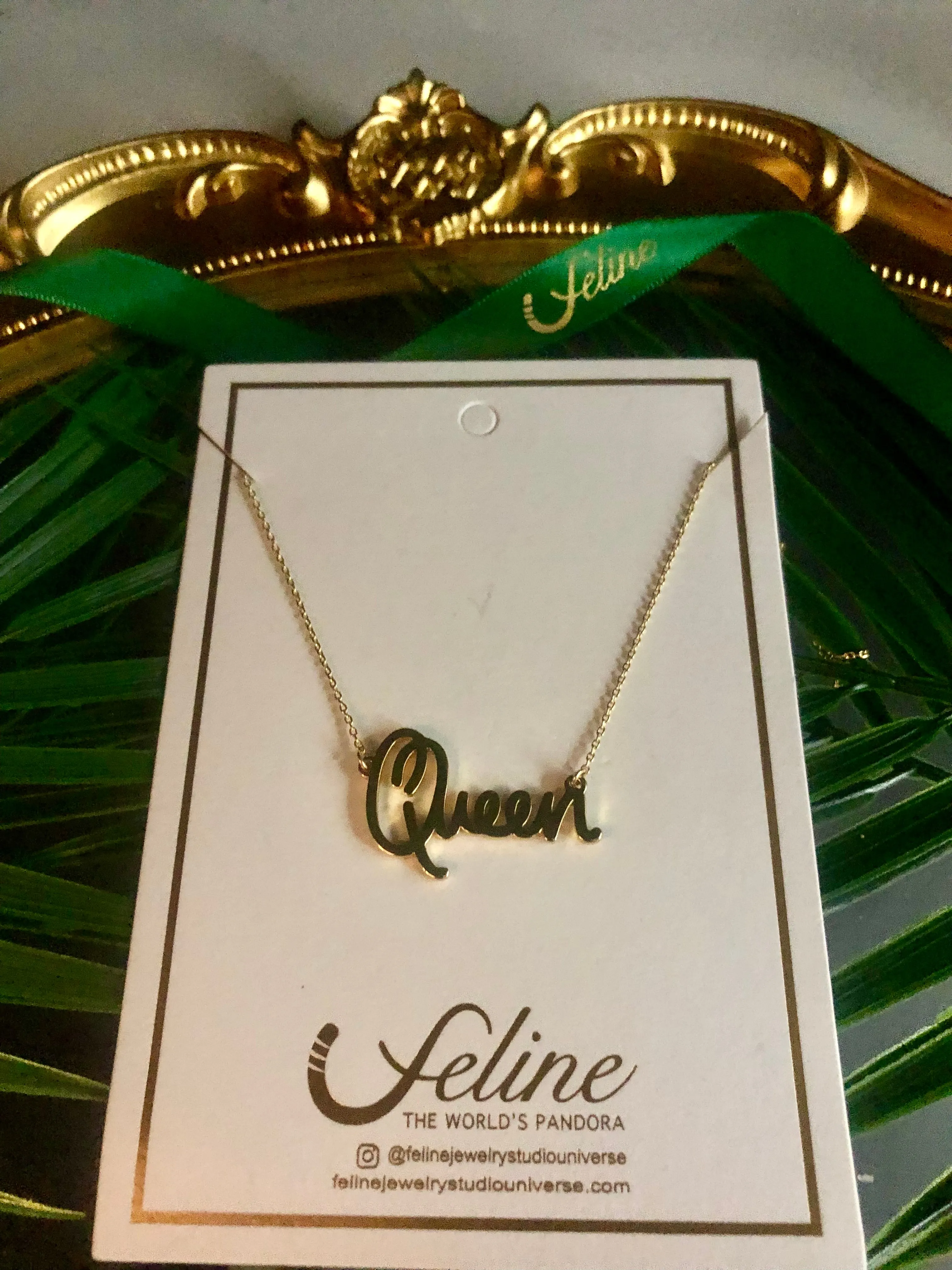 Queen Necklace