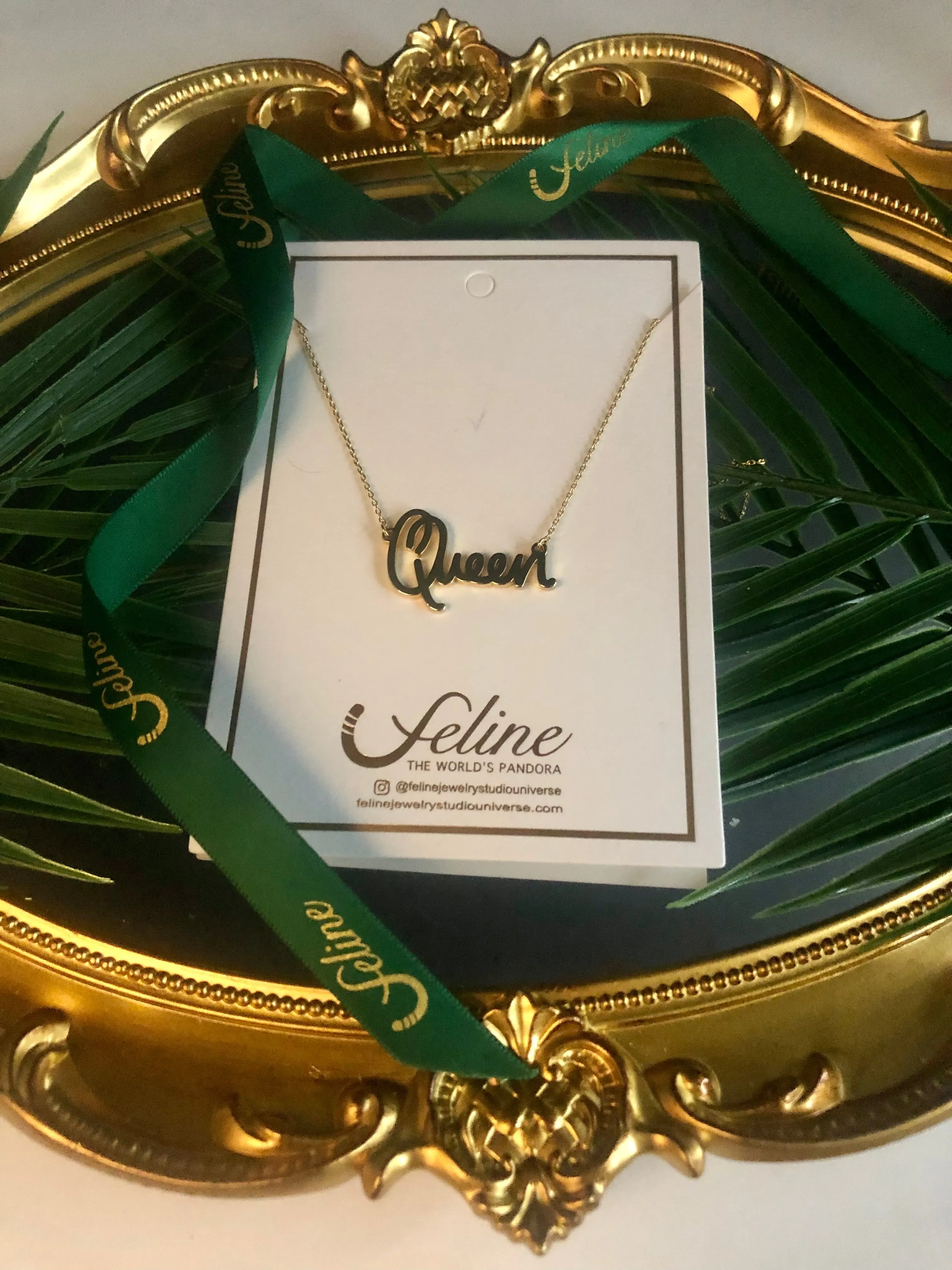 Queen Necklace