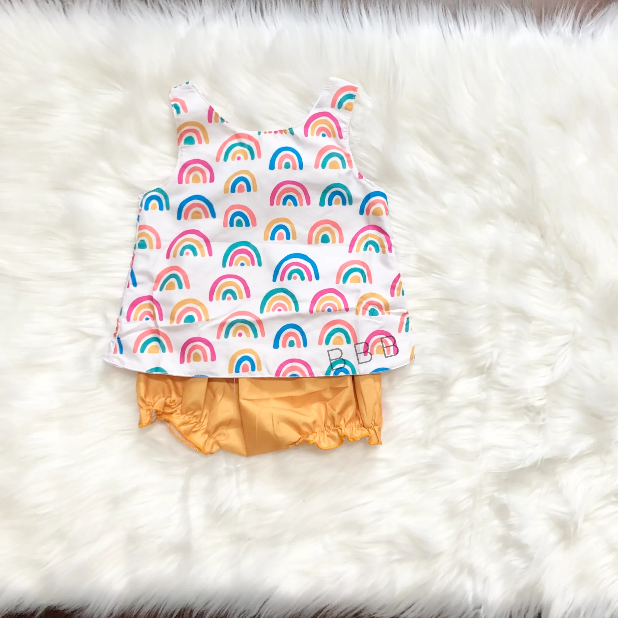 Rainbows Bow Back Set - IN STOCK