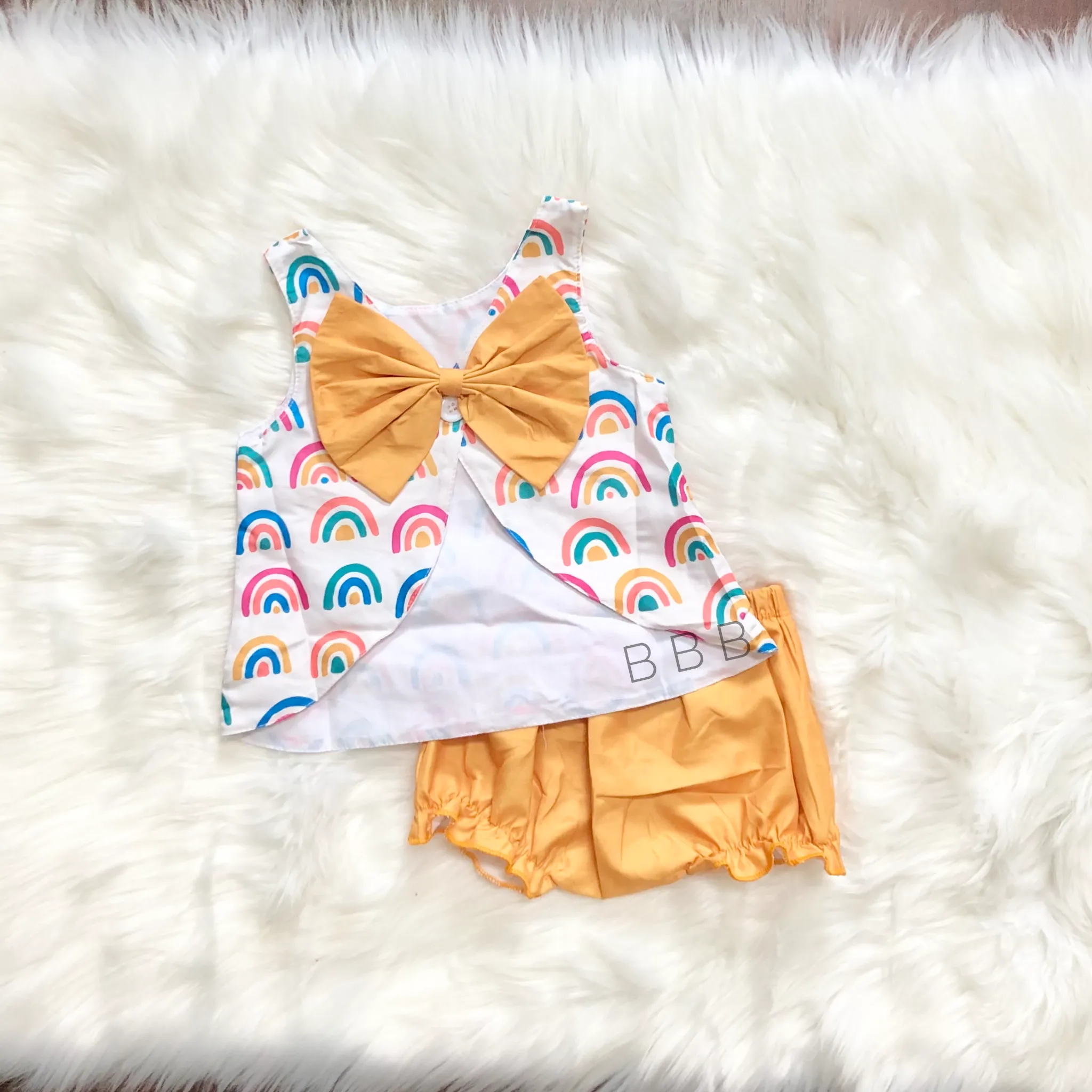 Rainbows Bow Back Set - IN STOCK