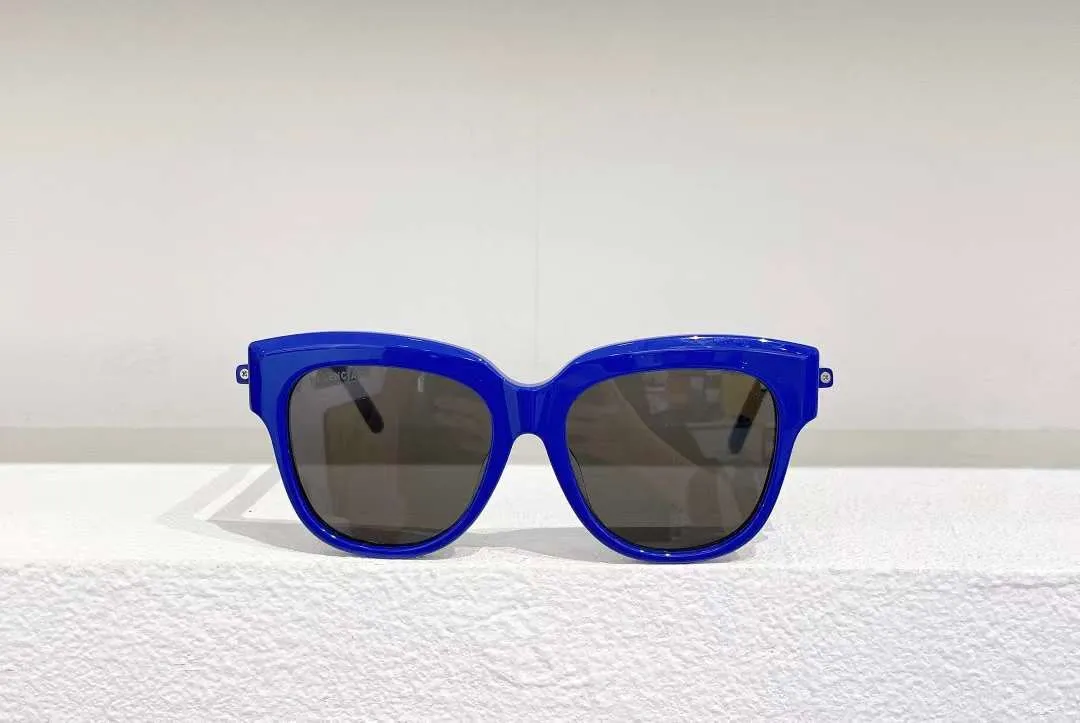 RIM SQUARE SUNGLASSES