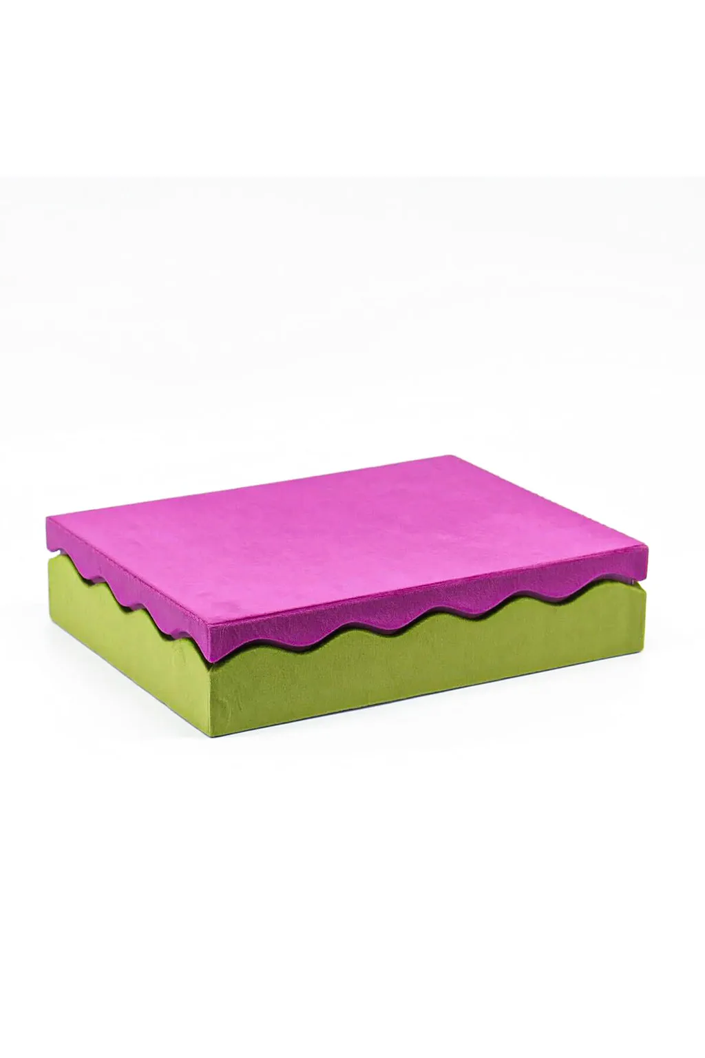 SCALLOPED FLORET JEWELRY BOX