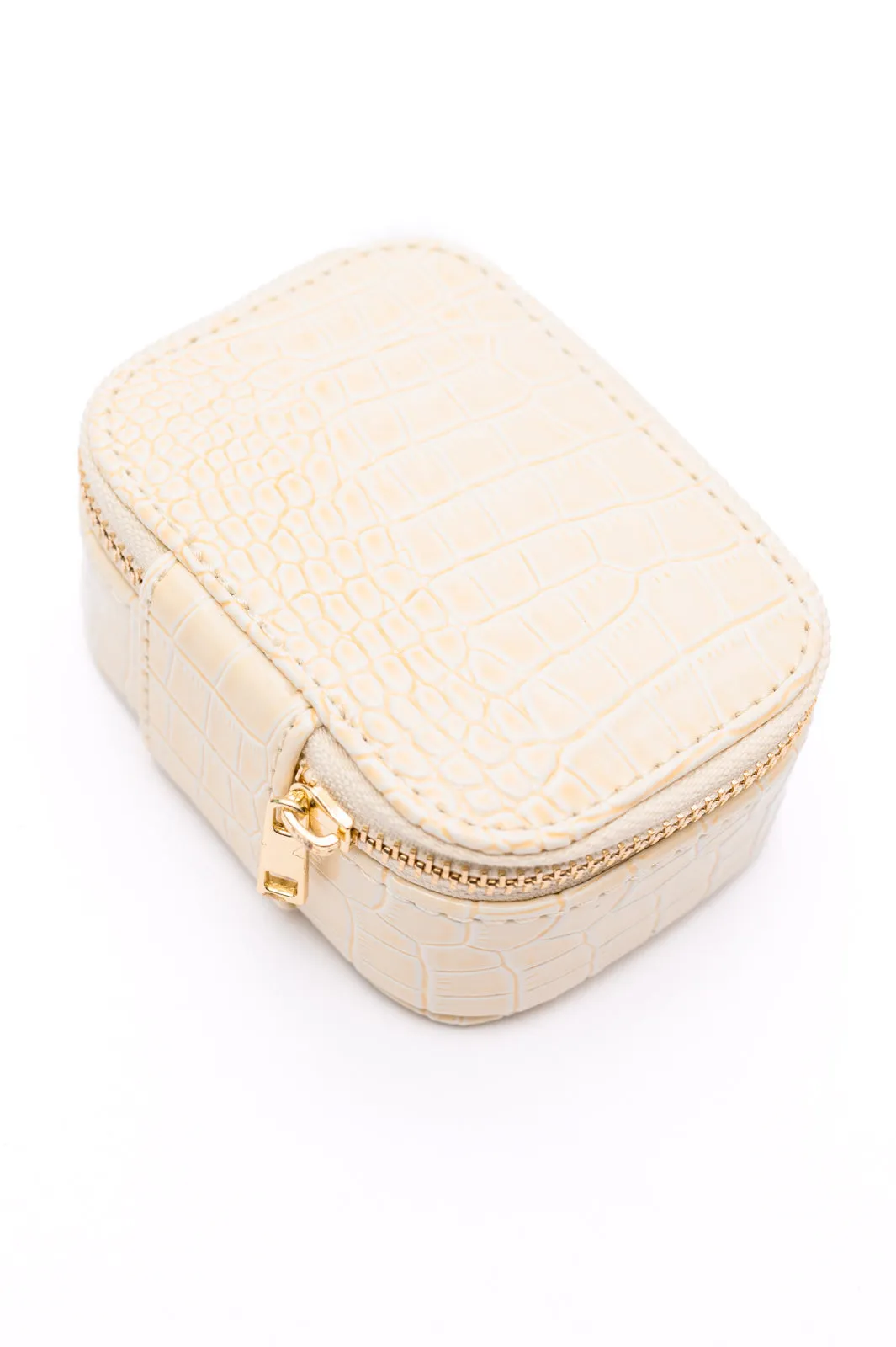 Travel Jewelry Case in Cream Snakeskin.(Ships in 1-2 Weeks) - 2/22